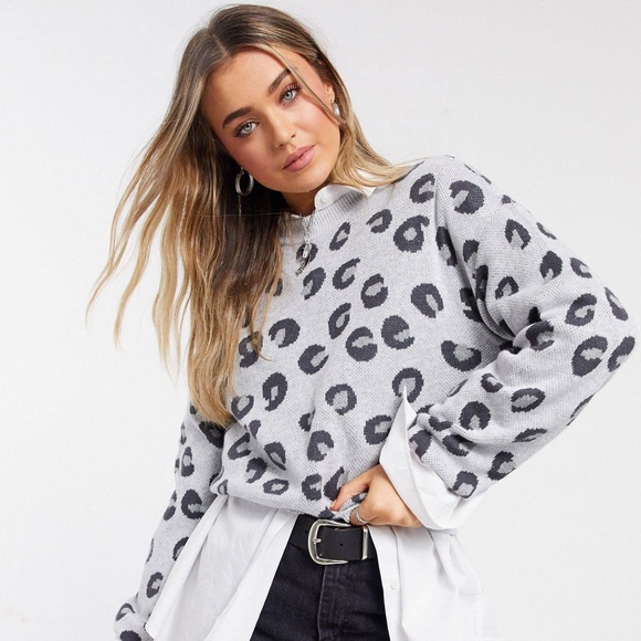 Abercrombie & Fitch Sweaters - Abercrombie & Fitch Leopard Print Sweater